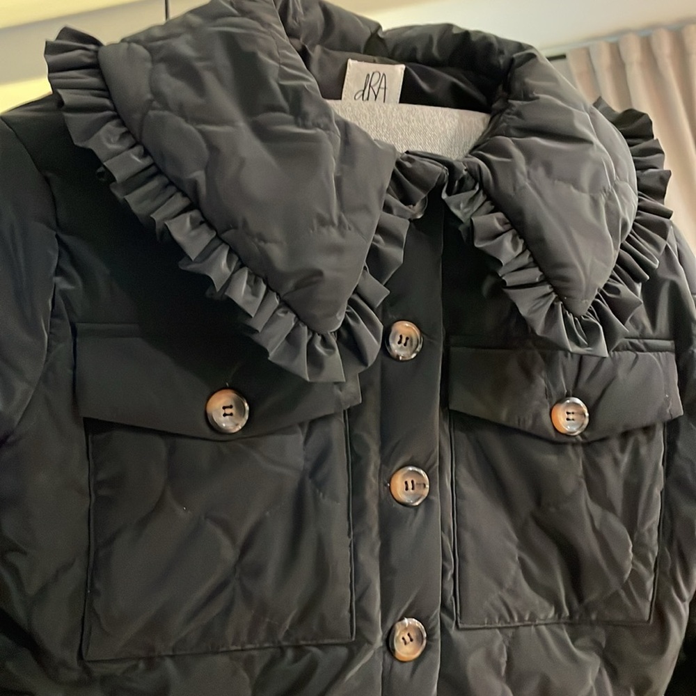 DRA black quilted puffer jacket